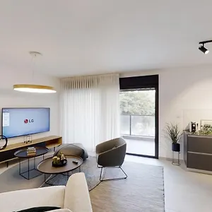 Luxury 3&4 Bedroom New - Close To The & Bahai Gardens Apartment