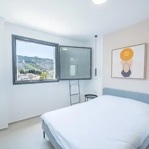 Port - Downtown Luxury Apartment